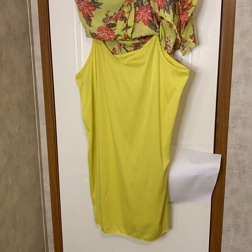 Mlle Gabrielle women’s floral dress plus size 3X - Picture 6 of 9